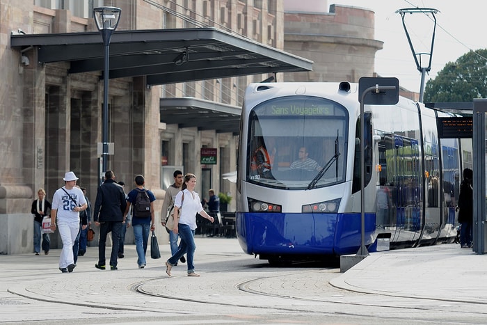 En décembre 2010, la ligne 3 du tramway et le tram-train sont mis en service.