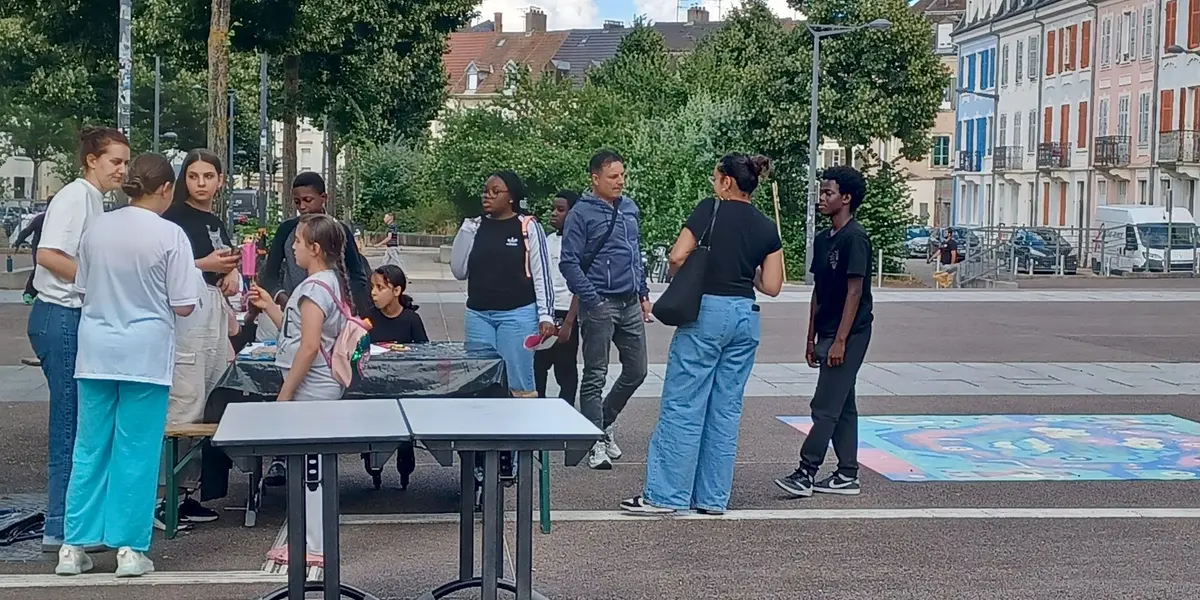 Les mercredis sur le parvis