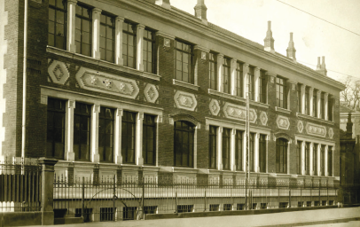 Expo : 200 ans de l'école de chimie