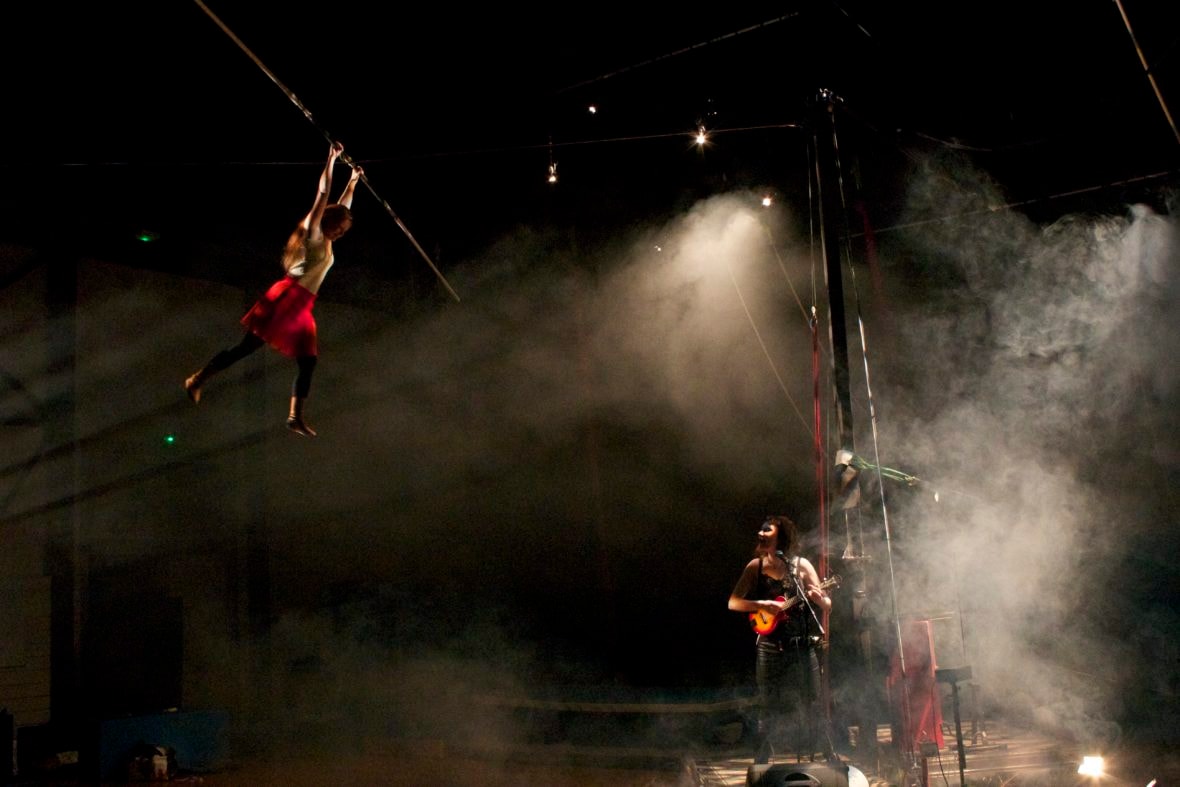 INCONTOURNABLE FESTIVAL SCÈNES DE RUE