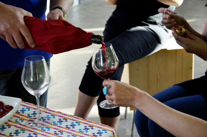 Kunstapéro (Des œuvres et des vins à découvrir)