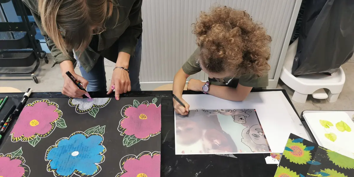 Visite en famille - empreinte en duo