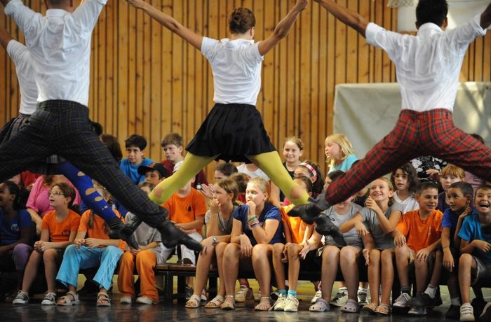 Kamuyot - CCN • Ballet de l’OnR – chorégraphie Ohad Naharin