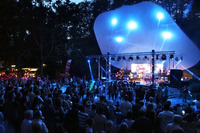 BAL DES ANNÉES 80