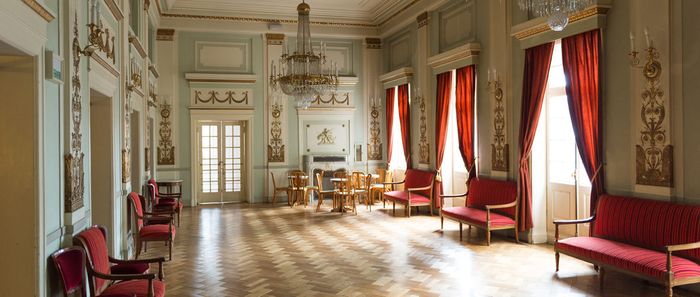 Visite théâtralisée du théâtre de la Sinne: Chapô le théâtre !