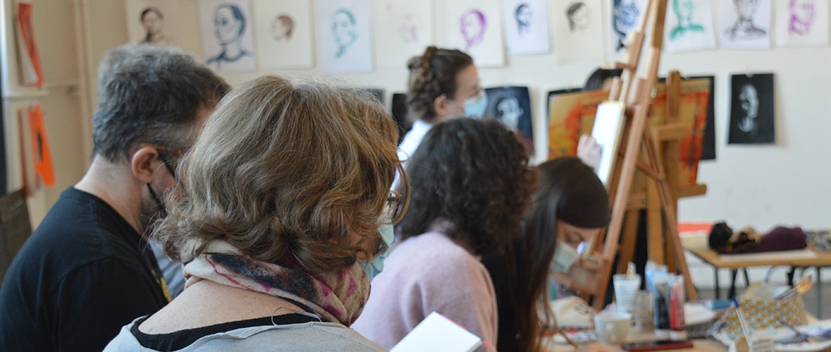 Ateliers artistiques publics