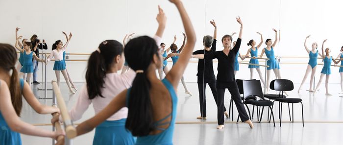 Nouveauté de la rentrée 2022 : une classe à projet artistique danse à l'école Freinet pour 18 élèves.